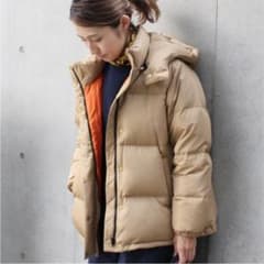売切り最終特価！フレームワーク⭐︎2018AW ベージュ×オレンジダウンのサムネイル