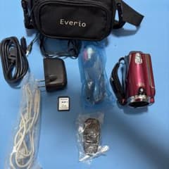 JVC Everio ビデオカメラ 本体 レッドのサムネイル