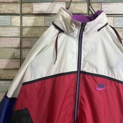 【90's】ナイキ　ナイロンジャケット　ワンポイント刺繍ロゴ　銀タグ