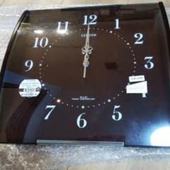 新品☆保証期間残りあり☆壁掛け時計☆シチズン　シンプルモードＭ11　電波時計のサムネイル