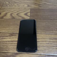 Apple iPhone ブラック 本体のサムネイル