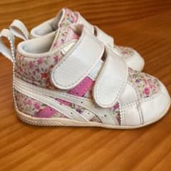 asics アシックス スニーカー　13センチのサムネイル