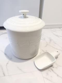 Le Creuset(ルクルーゼ)ペットフードコンテナ スコップ - メルカリ