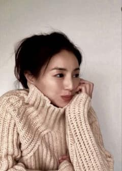 完売品 美品✨井川遥 ロワン loin ローゲージ ニット ミルクティー