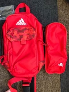 【新品タグ付き】adidasボディバッグ 百田夏菜子のサムネイル