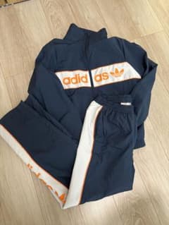 最終値下げ　adidas セットアップのサムネイル