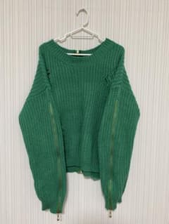 〚オーバーサイズ〛ルーズダメージニット バックファスナー付きのサムネイル
