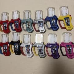 仮面ライダー 変身アイテム DXガシャット 12種セットのサムネイル