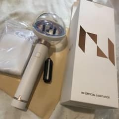 INI ペンライトセットのサムネイル