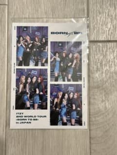 ITZY 2ND WORLD TOUR BORN TO BE ポストカードのサムネイル