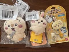 【新品】ちいかわ うさぎ マスコット ぬいぐるみバッジ チャーム 3点セットのサムネイル