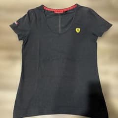 Ferrari フェラーリ　VネックTシャツのサムネイル