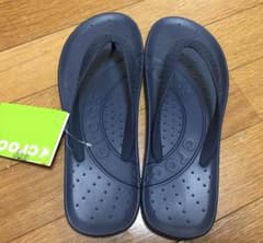 クロックスビーチサンダルのサムネイル