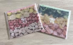 セブンイレブン　一番くじ　スムージーフラットポーチG賞のサムネイル