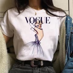 VOGUE デザインTシャツのサムネイル
