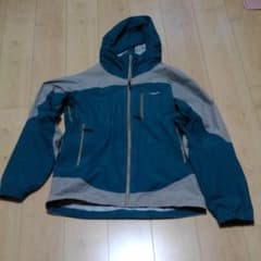 ホンさんさん専用　パタゴニアマウンテンパーカーのサムネイル