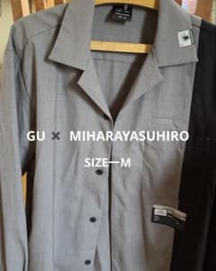 GU✖️ミハラヤスヒロ　コラボシャツ　Mサイズのサムネイル