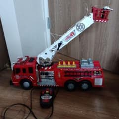 DICKIE TOYS 航空局 空港用化学消防車 消防車 ラジコン 放水機能