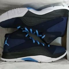 AIR JORDANのサムネイル