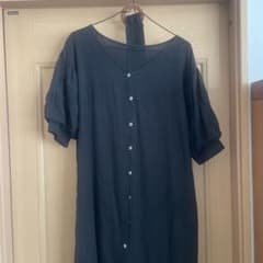 黒ワンピースのサムネイル