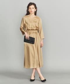 beauty&youth　ワンピースのサムネイル