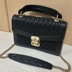 miumiu マテラッセ ショルダーバッグのサムネイル