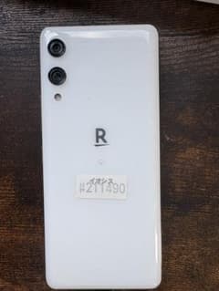 Rakuten Hand P710 64GB ホワイト 美品のサムネイル