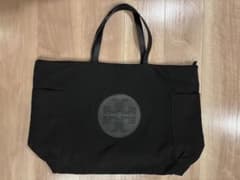 Tory Burchブラック ナイロントートバッグ ロゴ入りのサムネイル