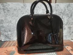 Louis Vuitton アルマ ヴェルニ ブラックのサムネイル