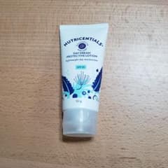 ニュースキン　ニュートリセンシャルズ　デイドリームプロテクティブローションのサムネイル