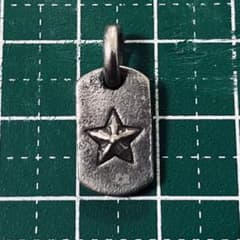 CHROME HEARTS クロムハーツ タイニースター ドッグタグ ペンダントのサムネイル