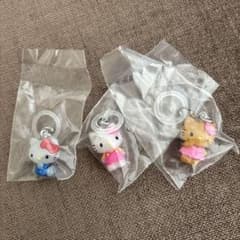 ハローキティーめじるしアクセサリーのサムネイル