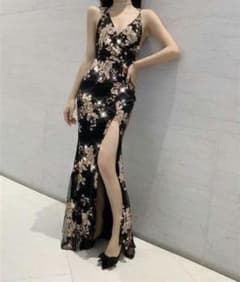 ロングドレスのサムネイル