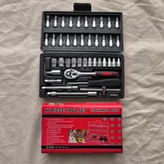 ◆【新品未使用】46点パーツ ラチェットレンチ ソケットレンチセットのサムネイル
