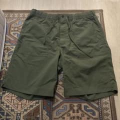 REDE オリーブグリーン ショートパンツ Lサイズのサムネイル