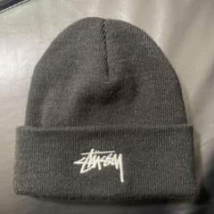 stussy ニット帽のサムネイル