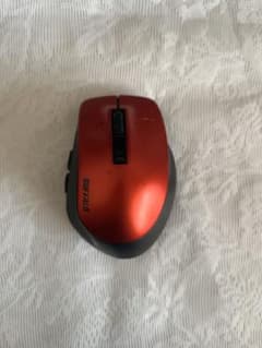 【BUFALO】赤黒・無線マウス（Bluetooth）のサムネイル