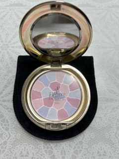 Elegance プレストパウダー VIII フェースパウダー 楽天市場】【新品】エレガンス フェイスパウダー 8番 ラ プードル