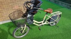 直接取引限定！　チャイルドシート付　自転車　美品　山口県　アイボリー 直接取引限定！ チャイルドシート付 自転車 美品 山口県 アイボリー