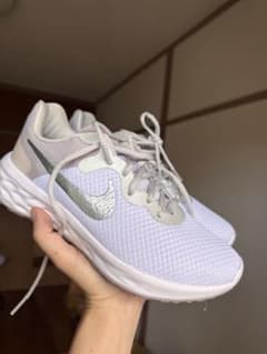 NikeウィメンズREVOLUTIONN6PRMのサムネイル