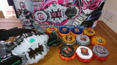 仮面ライダー ジオウ DXジクウドライ バー ライドウォッチ11個のサムネイル