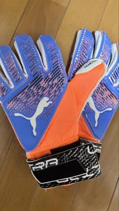 【PUMA】プーマ ウルトラ グリップ 2 RC キーパーグローブのサムネイル