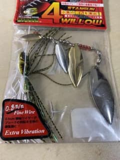 バイオベックス　スピナーベイト　バス釣り　ルアーのサムネイル