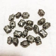 鉄ビーズ 20個  値下げしました！！のサムネイル