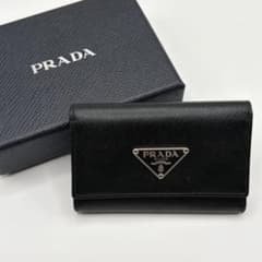 訳アリ美品】箱付き PRADA 6連キーケース サフィアーノレザー 三角ロゴ