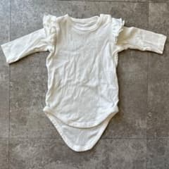 【専用】　新品未使用　フリル長袖ロンパース 70のサムネイル