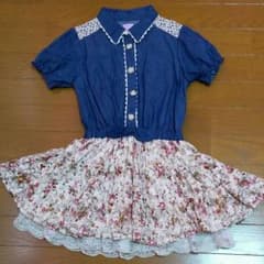 axes femme kids　ワンピース　130のサムネイル