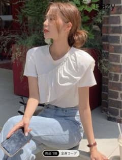 フリルTシャツのサムネイル