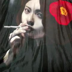 yohji yamamoto 内田すずめのサムネイル