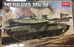 アカデミー 1/35 メルカバ mk.Ⅳ パーツ切り離し有のサムネイル